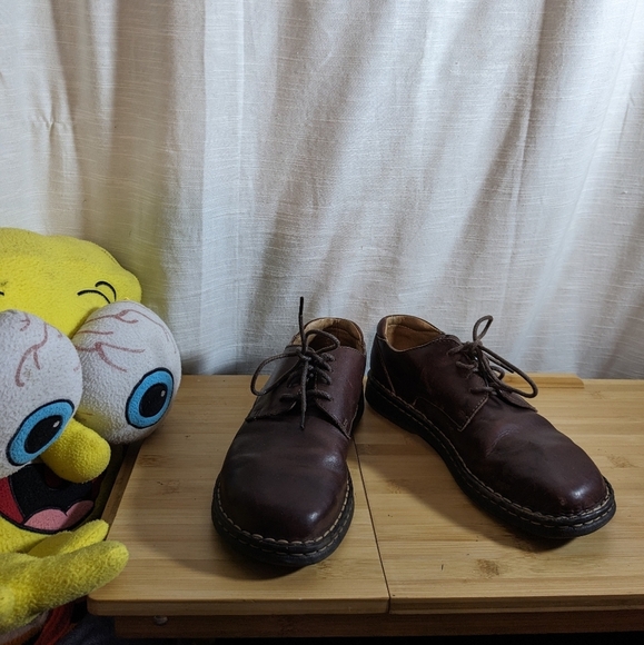 Born leather shoes with laces - Picture 5 of 8